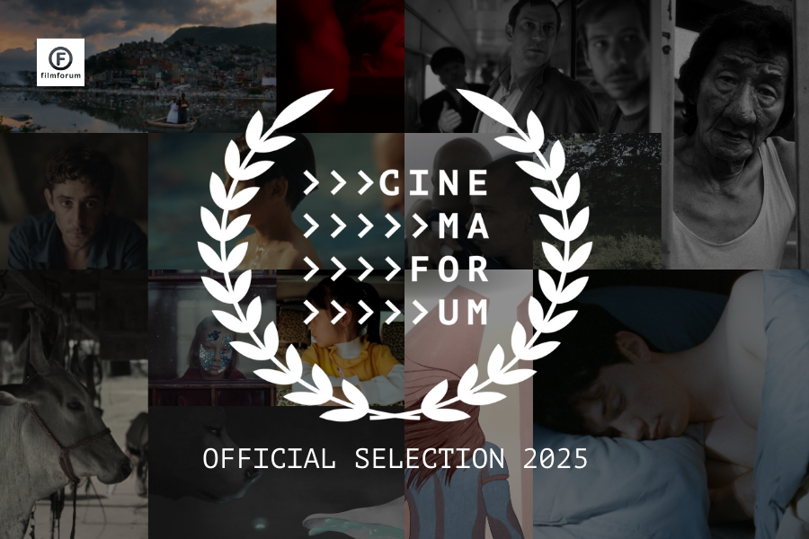 W centrum biały wieniec laurowy otacza napis ‘CINEMAFORUM’ zapisany w pionowych linijkach ze strzałkami ‘>>>’. Pod spodem tekst ‘OFFICIAL SELECTION 2025’. W tle kolaż kadrów z różnych filmów, przedstawiający ludzi, zwierzęta i pejzaże w różnych nastrojach. W lewym górnym rogu małe logo FILMFORUM.